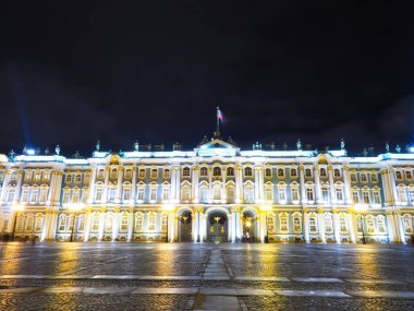 Hermitage, Rusya 'nın St. Petersburg Sarayı halka açık bir yerdir..