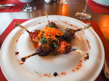 Ana Avrupa biftekleri.