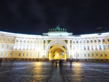 Hermitage, Rusya 'nın St. Petersburg Sarayı halka açık bir yerdir..
