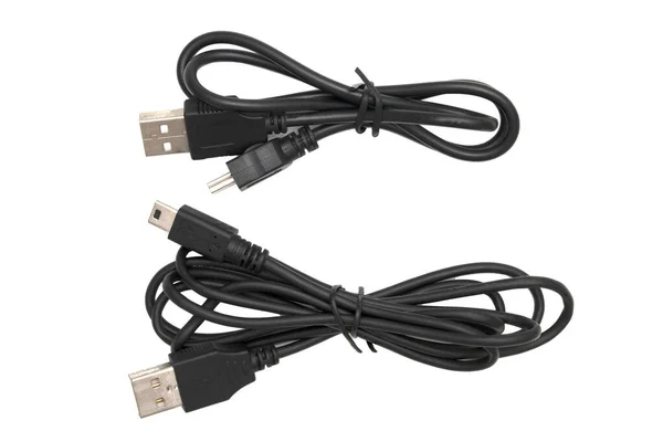 Cable USB sobre fondo blanco. — Foto de Stock