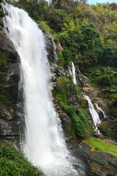 Wachirathan Waterfall Doi Inthanon Chiangmai Thailand Beautiful Waterfall Landscape — Stock Photo, Image
