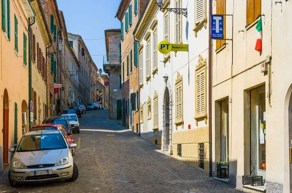 En gade i Saludecio i Italien - Stock-foto