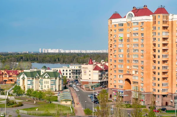 Вид на район "Оболонь" Київ — стокове фото