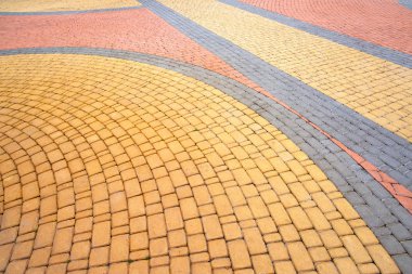 Kiev, Ukrayna'nın Natalka parkta bir güzel sanatsal renkli cobblestones kaldırım detay