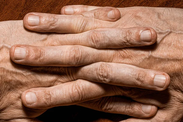 Mãos de homem detalhe — Fotografia de Stock