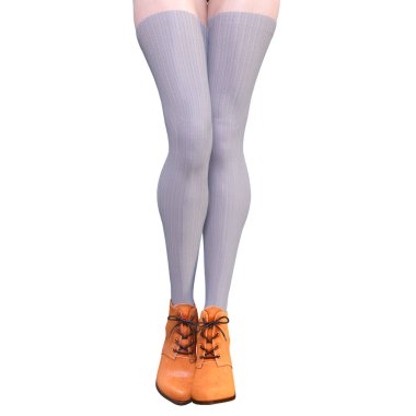 Güzel kadın bacakları yünlü tozluk ve yarım boncuk.