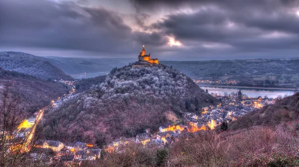 Braubach och Marksburg slott — Stockfoto