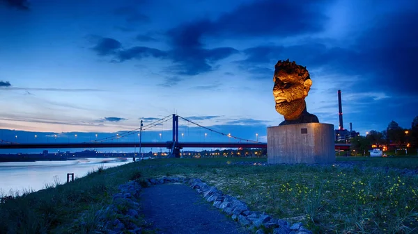 Il Reno vicino Duisburg in Germania — Foto Stock