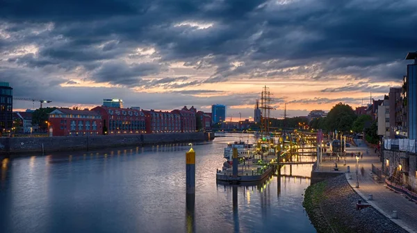 Rzeka Weser w Bremie — Zdjęcie stockowe