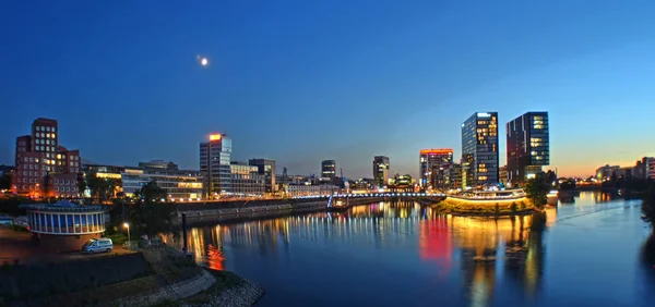 Skyline de Duesseldorf — Foto de Stock