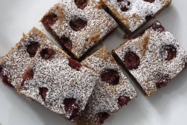 Çikolata zencefilli kek kiraz Noel için ile