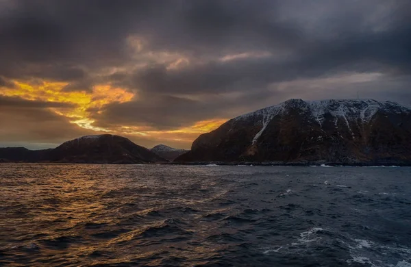 Nascer Sol Sobre Costa Norueguesa Perto Floro — Fotografia de Stock