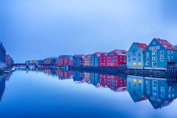 Historické Domy Okrese Bakklandet Trondheim Norsko — Stock fotografie