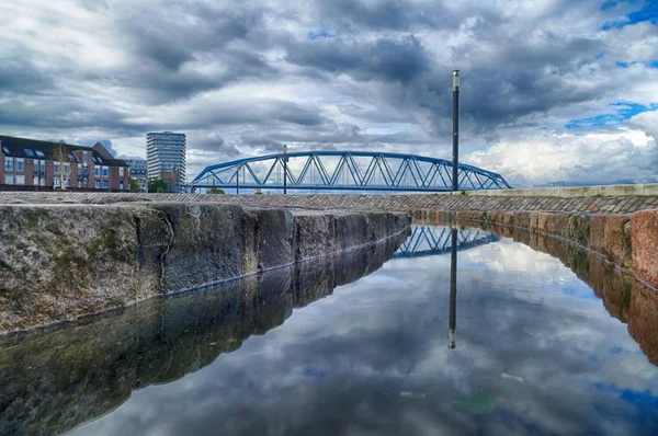 Мост Фонтан Неймегене Нидерланды — стоковое фото