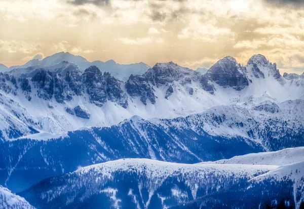 Napkelte Tiroli Alpok Fölött Ausztriában — Stock Fotó