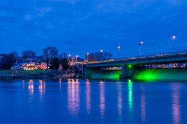 Almanya 'daki Essen Kettwig' in aydınlık ve tarihi merkezi