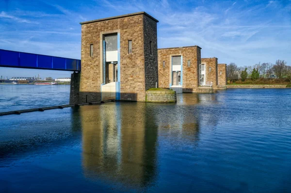 Śluza Rzece Ruhr Duisburgu Ruhrort — Zdjęcie stockowe