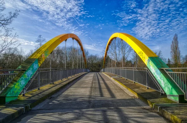 Ponte Colorida Outro Lado Rio Ruhr Condado Entre Muelheim Duisburg — Fotografia de Stock