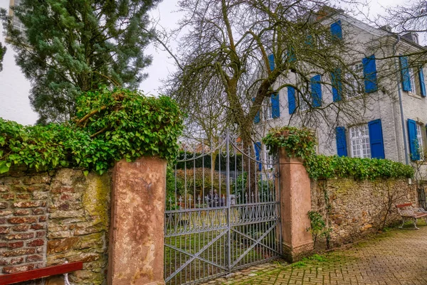 Historyczna Brama Dom Muelheim Saarn Niemczech — Zdjęcie stockowe