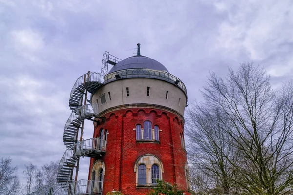 德国Muelheim Ruhr公园的一座老水塔纪念碑 — 图库照片