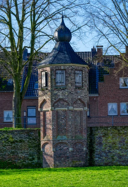 Historická Věž Staré Městské Hradbě Rees Německu — Stock fotografie