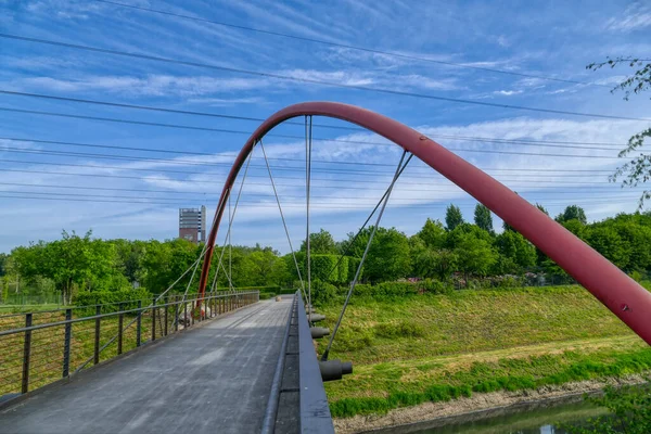 Moderno Puente Sobre Canal Rhein Herne Parque Público Gelsenkirchen — Foto de Stock
