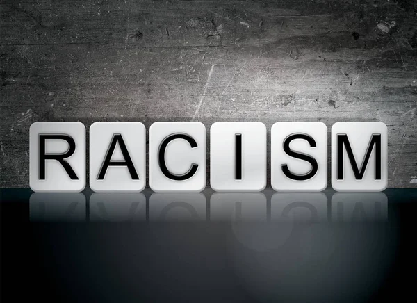 Racismo Azulejos Letras Concepto y Tema —  Fotos de Stock