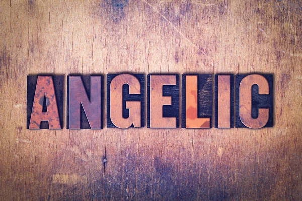 Tema angelico Letterpress Word su sfondo di legno — Foto Stock