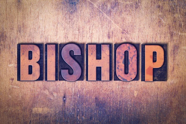 Vescovo Tema Letterpress Parola su sfondo di legno — Foto Stock