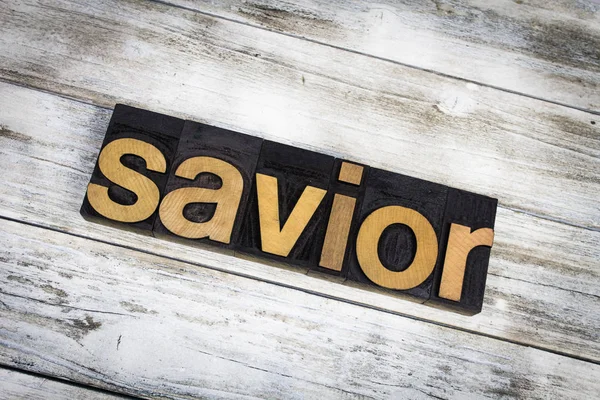 Savior Letterpress Word pe fundal din lemn — Fotografie, imagine de stoc