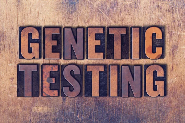 Ahşap arka plan üzerinde genetik test Tema Letterpress kelime — Stok fotoğraf