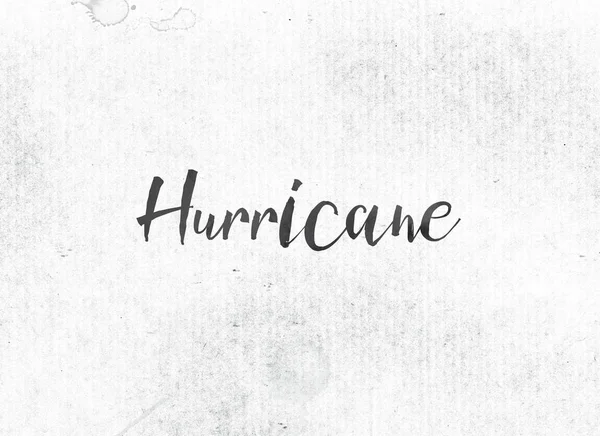 Ο τυφώνας έννοια ζωγραφισμένα λέξη μελάνι και το θέμα — Φωτογραφία Αρχείου