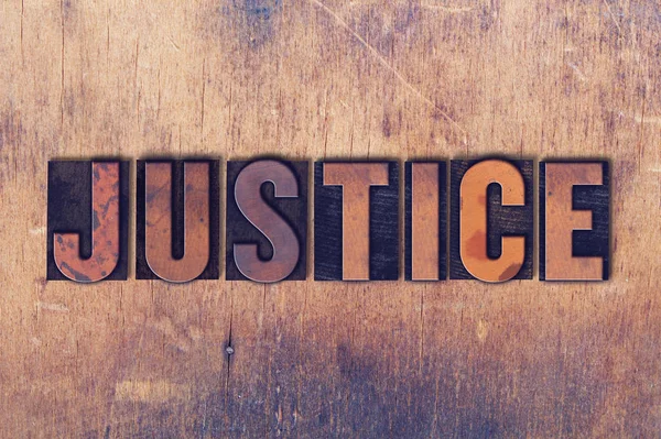 Tema Justice Letterpress Word on Wood Background — Foto de Stock