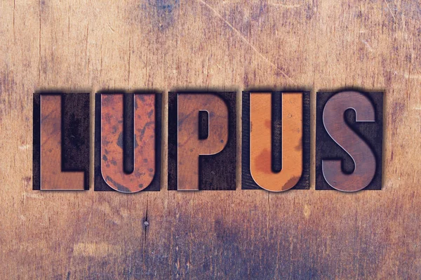 Lupus Tema Letterpress Word ahşap arka plan üzerinde