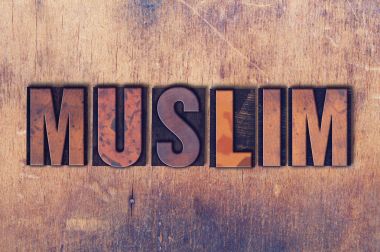 Müslüman Tema Letterpress Word ahşap arka plan üzerinde