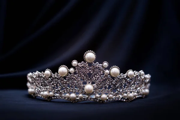 Královský Luxusní Diadém Krystaly Perlami Diamanty — Stock fotografie