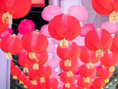 Yeni yıl festivalinde Çin fenerleri