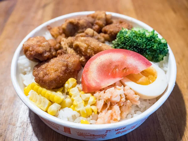 Japon Kızarmış Tavuk Beslenme Çantası — Stok fotoğraf