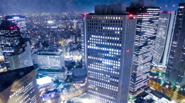 Tokyo Büyükşehir Hükümeti geceleyin