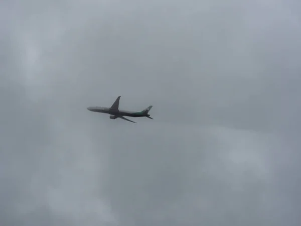 Jet Silhouette Cloudy Sky — Stock Photo, Image