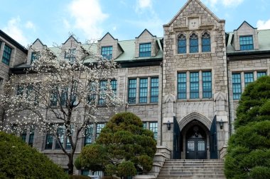 Kore, Seul 'deki Ewha Kadın Üniversitesi.