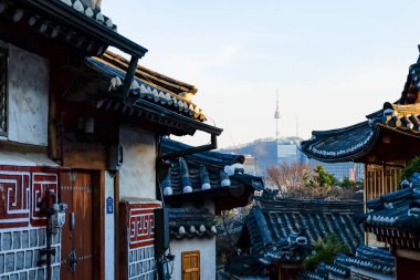 Bukchon Hanok Köyü Kore 'nin Seul şehrinde geleneksel bir köydür.