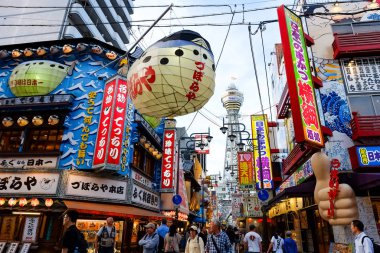 Japonya, Osaka 'daki Shinsekai Market Caddesi..