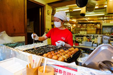 Japonya, Osaka 'daki Shinsekai Market Caddesi..