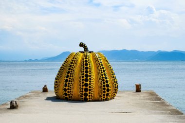 Japonya, Shikoku 'da Naoshima manzarası.