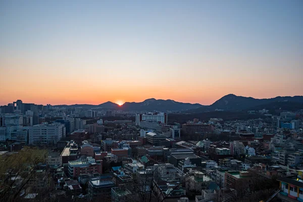 韓国ソウル市の岩壁画村 — ストック写真