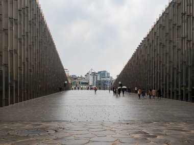 Kore, Seul 'deki Ewha Kadın Üniversitesi.