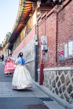 Bukchon Hanok Köyü Kore 'nin Seul şehrinde geleneksel bir köydür.