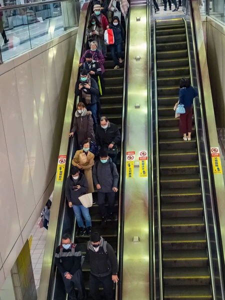 Passagiere Mit Masken Nahverkehrssystem Taipeh Taiwan — Stockfoto