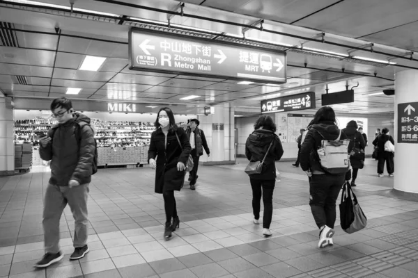 Passengers Wearing Masks Mass Transit System Taipei Taiwan People Wear — Stock Photo, Image